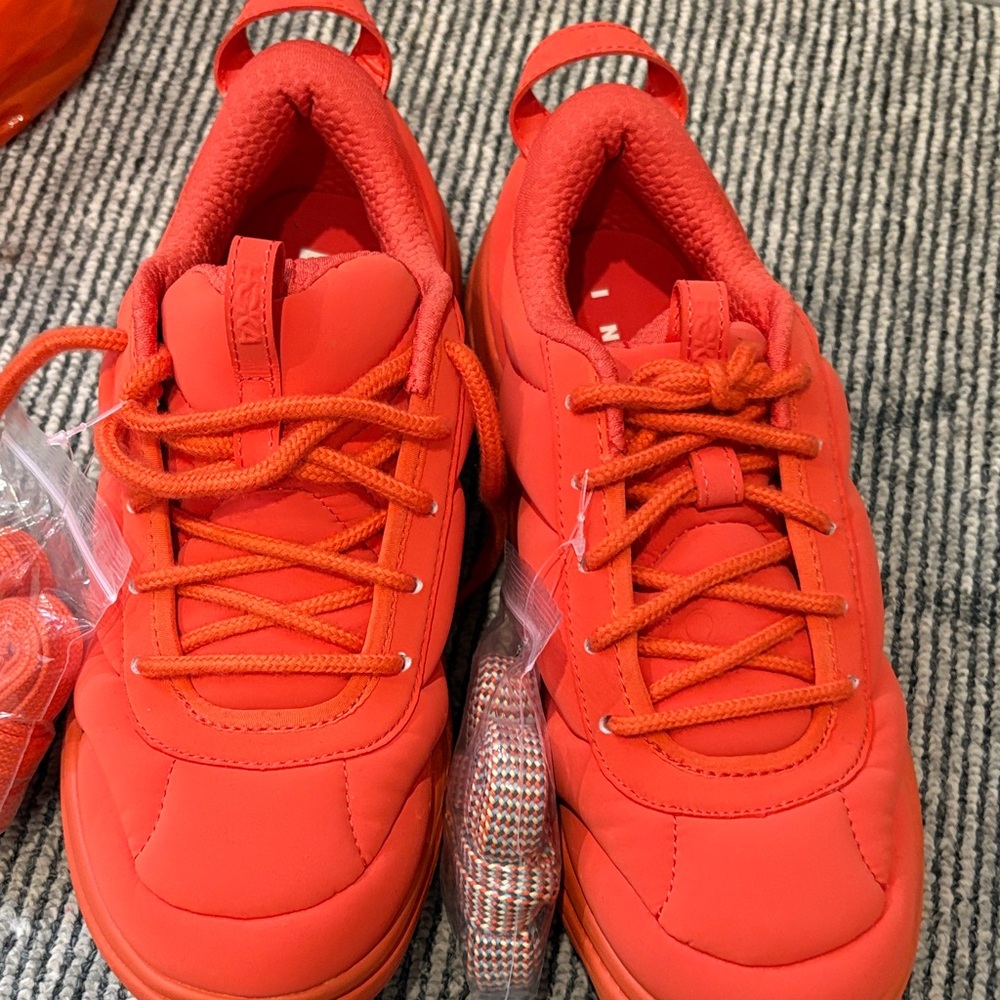 Hoka for Marni
Vibrant Red Kids Shoes
